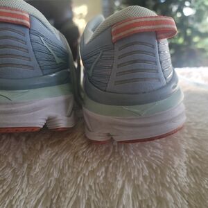 Hoka's  shoes  size 10D